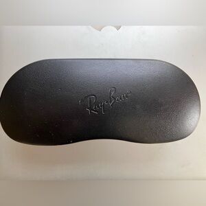 Ray Ban hard shell case. EUC